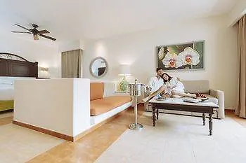 Occidental Grand Xcaret All Inclusive Hotel Los Dos Compadres 5*,